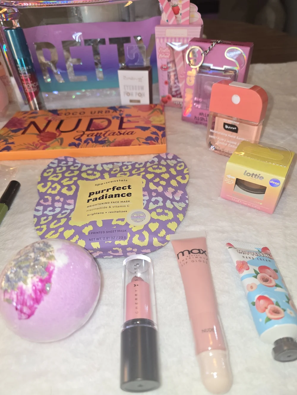 18-Pc MEGA BEAUTY BOX! Sol de Janeiro/Creme Shop/Kourtney Kellar (MSRP